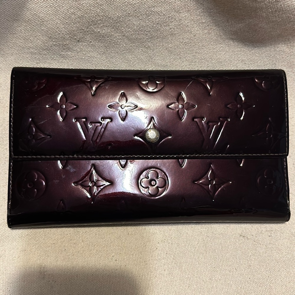 Louis Vuitton Monogram Vernis Porte tresor wallet